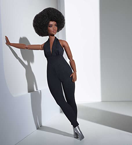 Barbie Signature Barbie Looks Doll (Curvy, Brunette) Fully Posable Fashion Doll Wearing Black Jumpsuit, Gift for Collectors