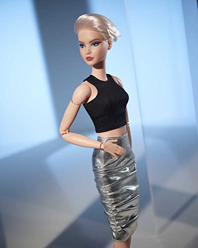 Barbie Signature Barbie Looks Doll (Original, Blonde Pixie Cut) Fully Posable Fashion Doll Wearing Black Crop Top & Metallic Skirt, Gift for Collectors