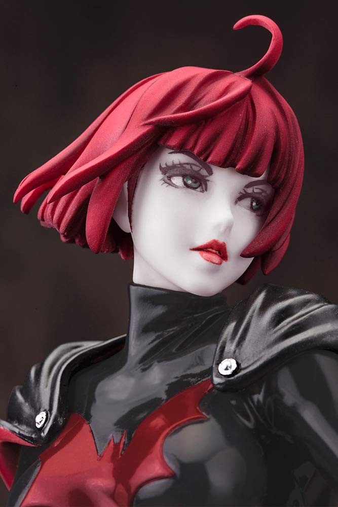 DC Comics Batwoman (2nd Edition) Bishoujo Statue, Multicolor