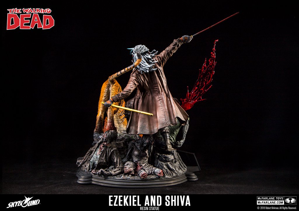 McFarlane Toys 14666-0 The Walking Dead Ezekiel and Shiva Limited Edition Resin Statue Action Figure