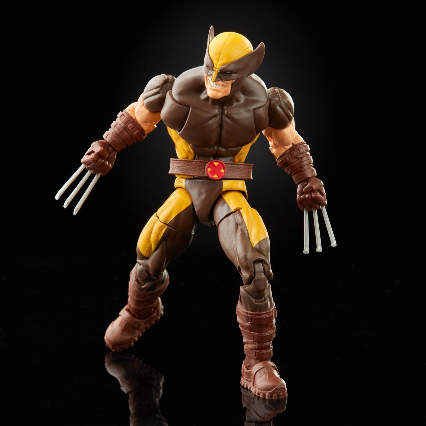 Hasbro Marvel Legends Series X-Men 6-inch Collectible Wolverine Action Figure Toy, Premium Detail and Accessory, Ages 4 and Up