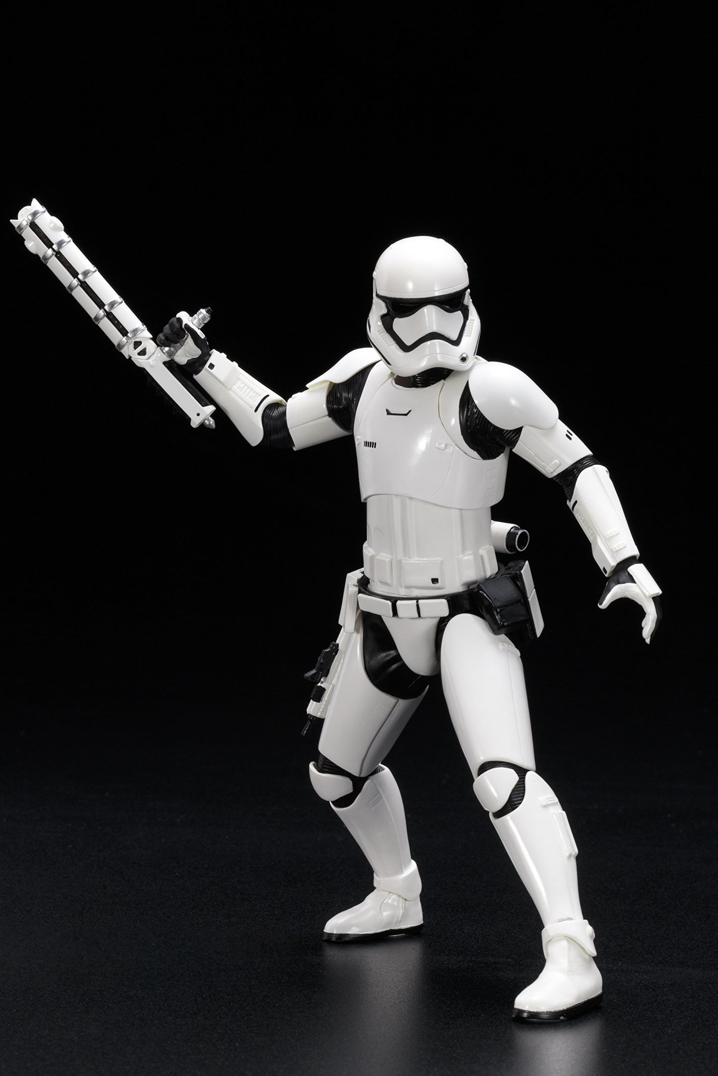 Kotobukiya Star Wars: The Force Awakens: First Order Stormtrooper FN-2199 Artfx+ Statue